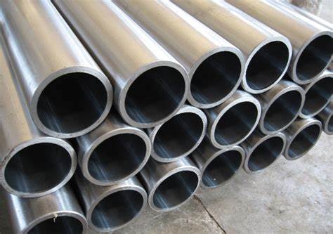 Les tubes en acier de précision pour vérins hydrauliques automobiles constituent le cœur des systèmes de freinage et de suspension.